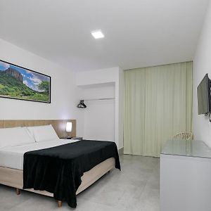 Habitación Estándar con Cama King